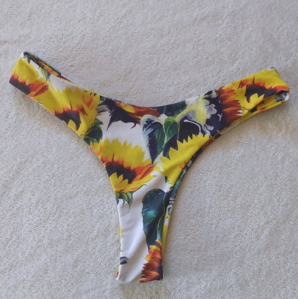 Bikini bottoms